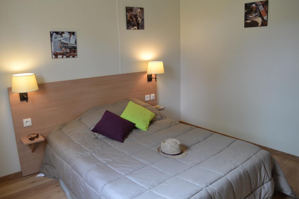 Vvf Les Ecrins Champsaur Hotel Сен-Боне-ан-Шампсор Стая снимка